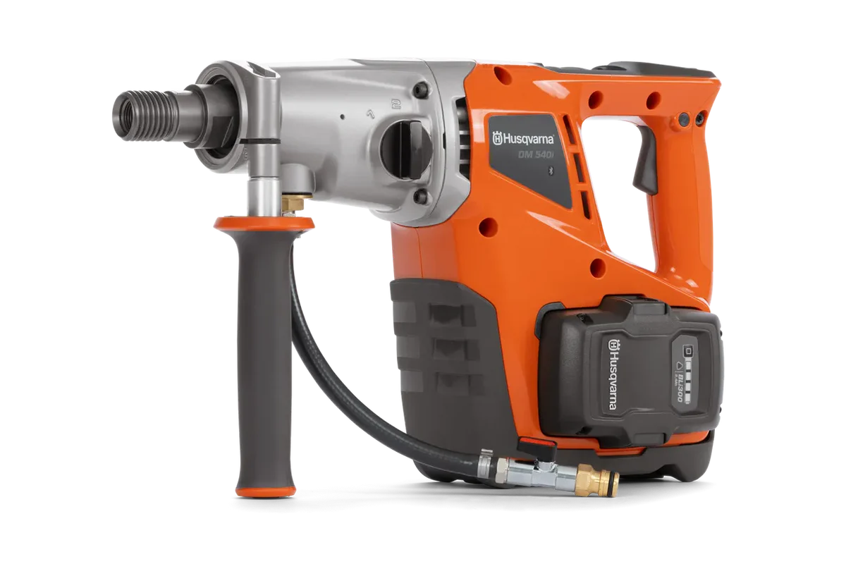 Husqvarna 970493706 DM 540i Battery Powered Core Drill Kit