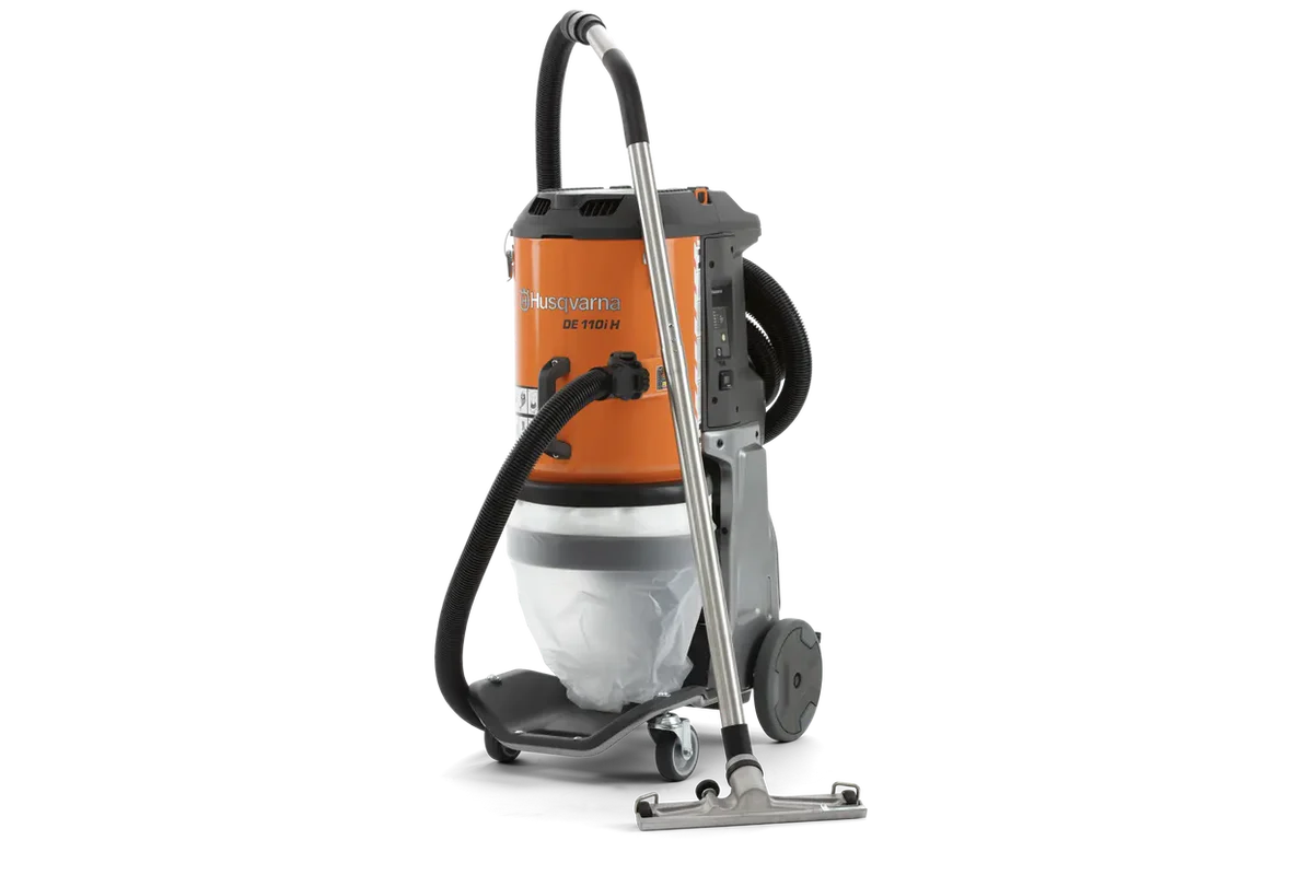 xh-058562_1200x1200.webp Husqvarna 970514901 DE 110i H Battery Powered HEPA Dust Extractor